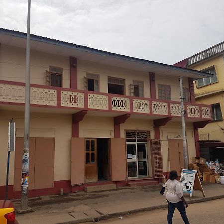 Amenla Hotel Sekondi-Takoradi Buitenkant foto
