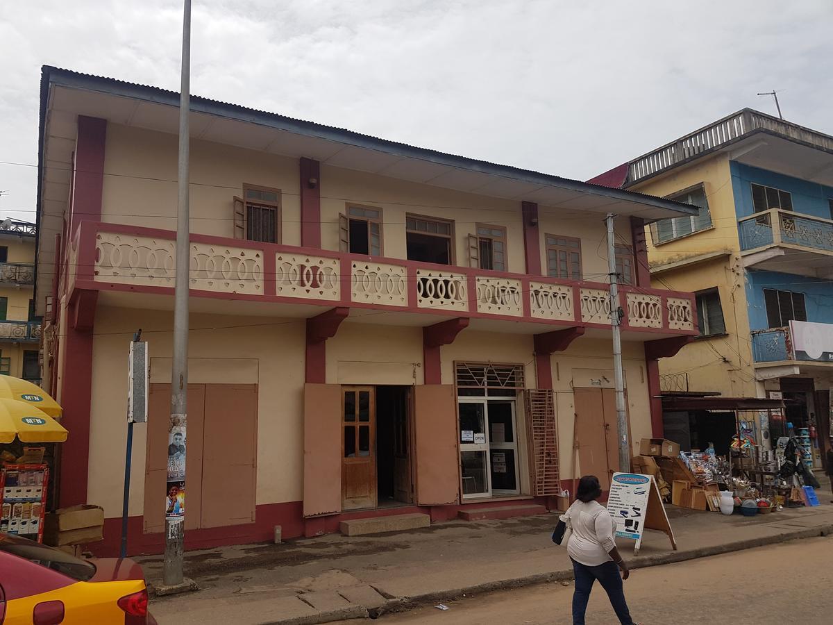 Amenla Hotel Sekondi-Takoradi Buitenkant foto